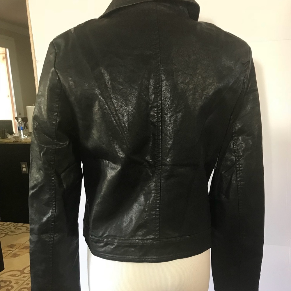 Jacket - Picture 5 of 7